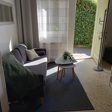 L'hermitage Apartment *